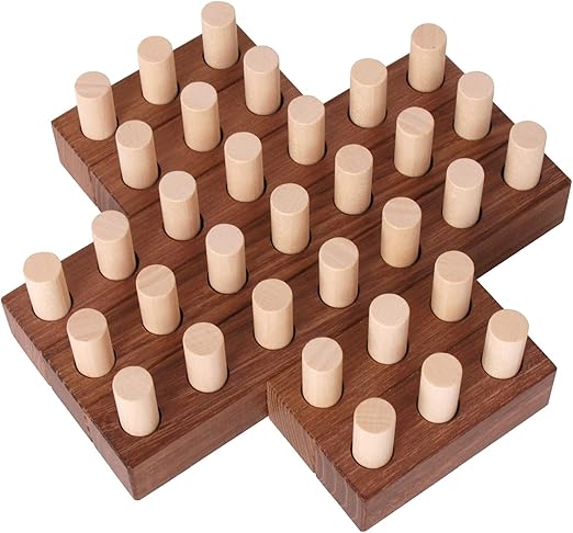 Classic Peg Solitaire Game