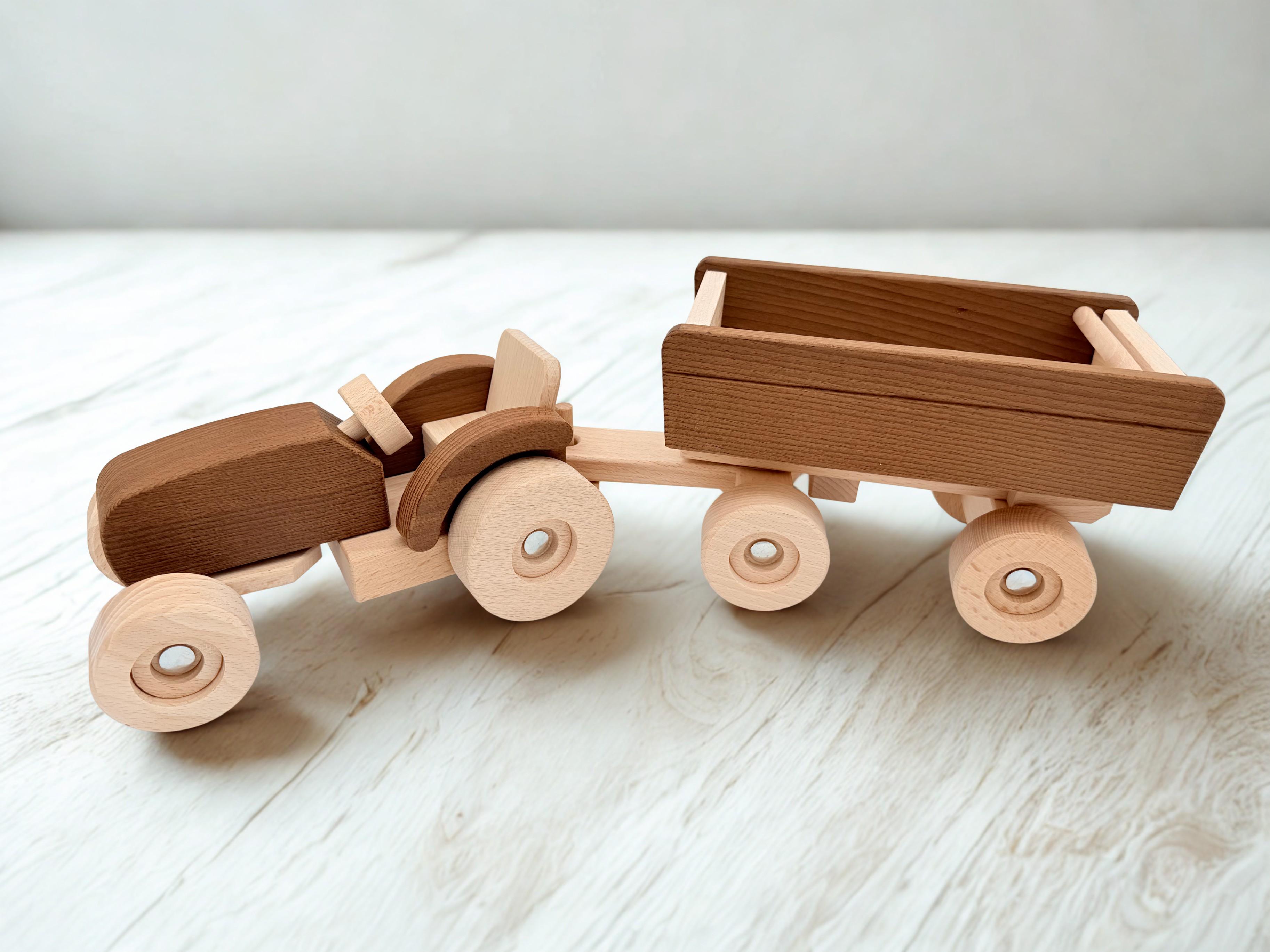 Tractor with Trailer - Nature