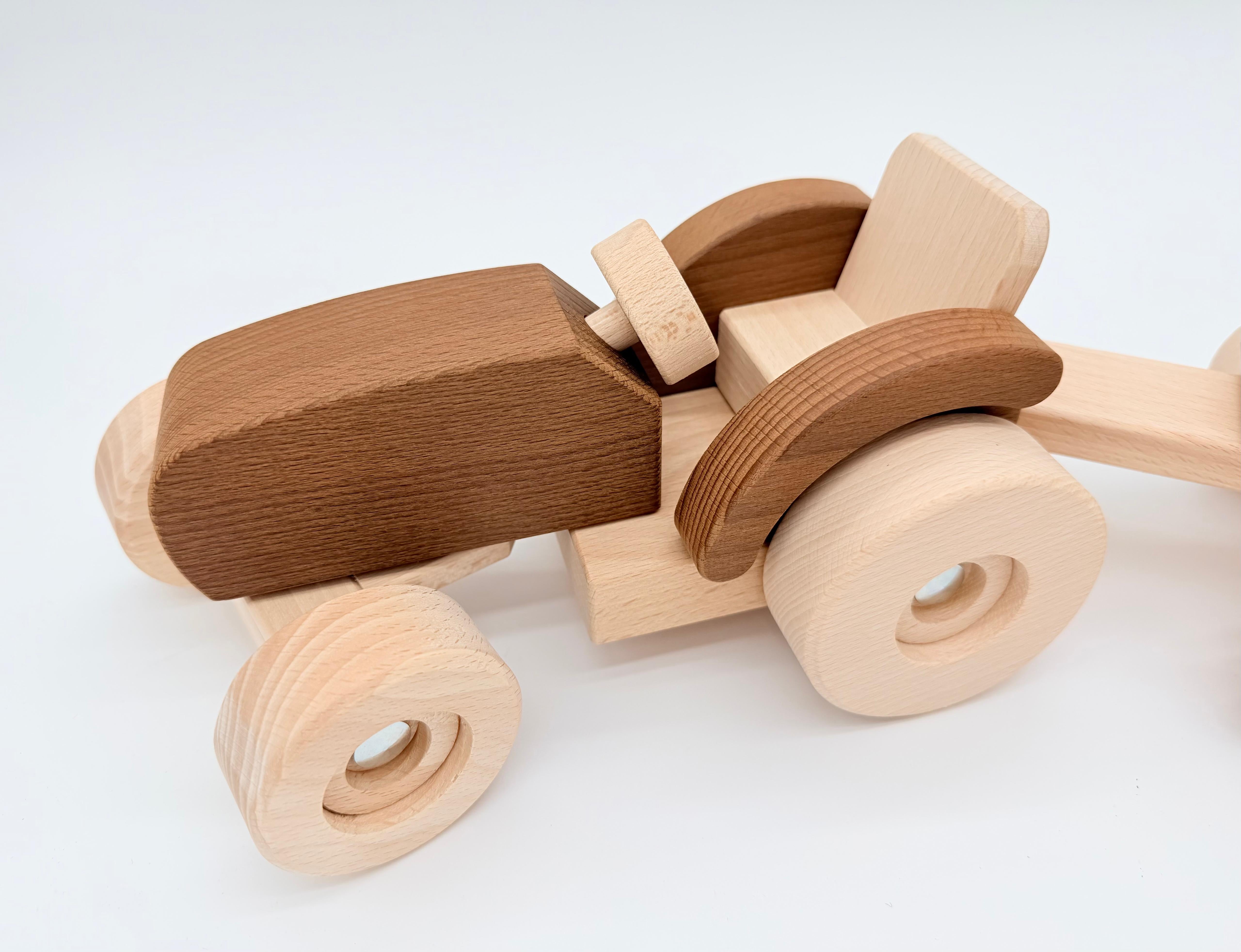 Tractor with Trailer - Nature